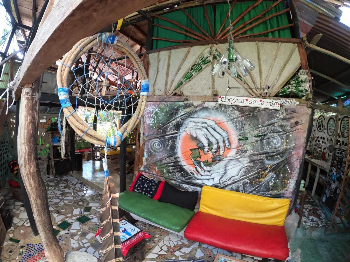 Reciclarte Galeria Hostal Capurganá Екстериор снимка